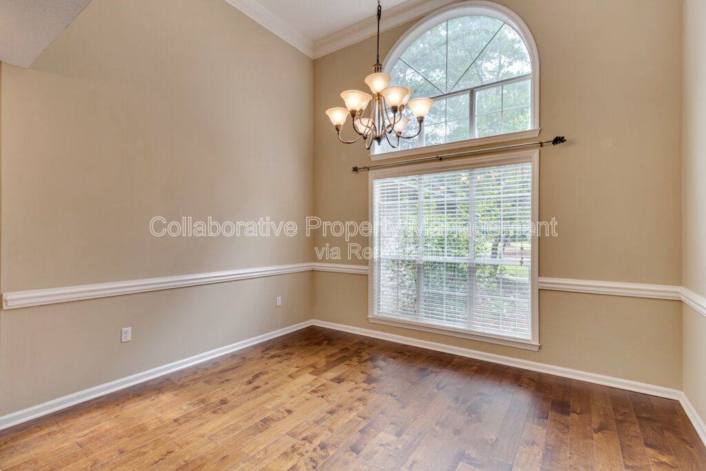 House for rent at 24 Dover Dr, Richmond Hill, GA 31324