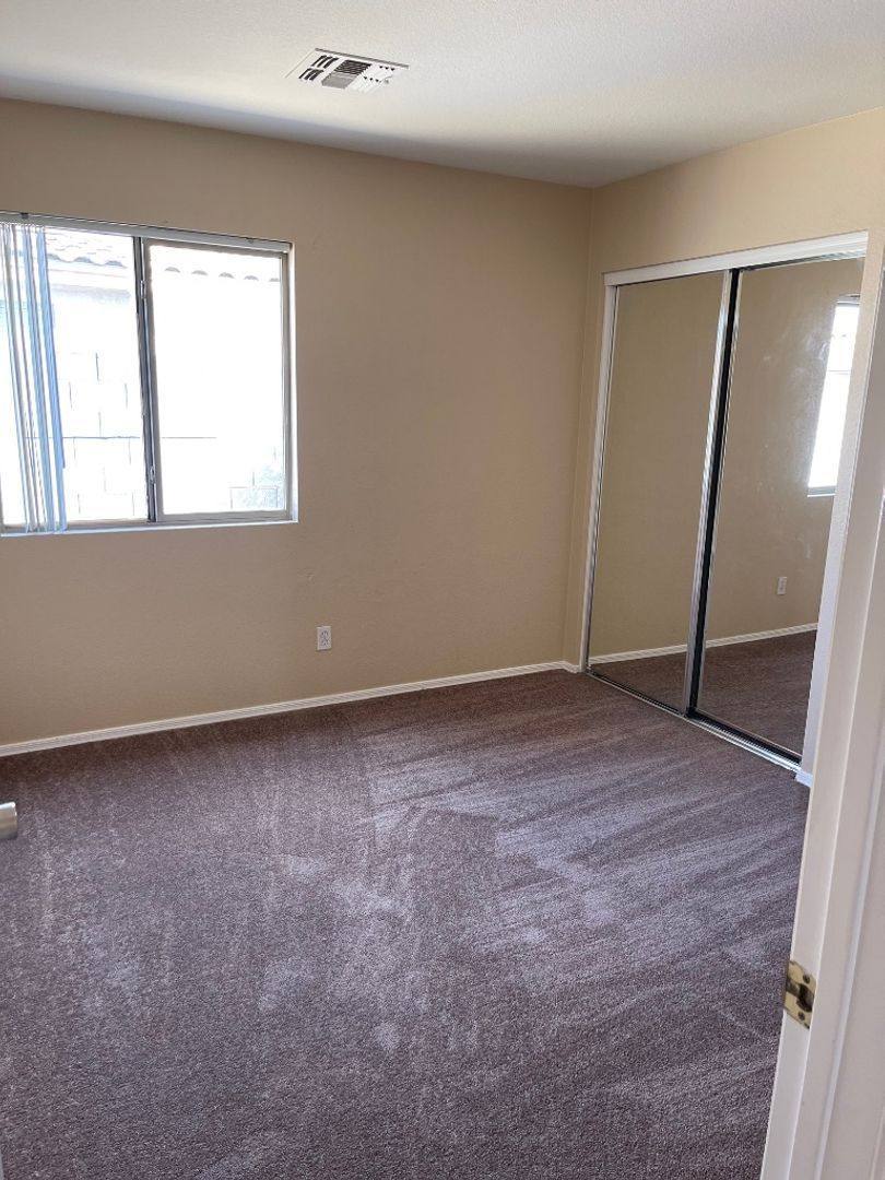 House for rent at 13365 W Canyon Creek Dr, Surprise, AZ 85374