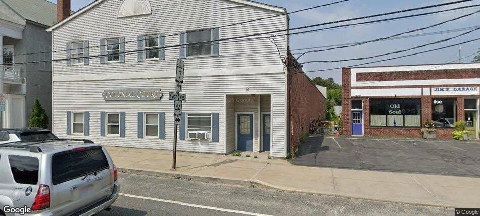 Apartment for rent at 31-33 Railroad St #5, Canaan, CT 06018