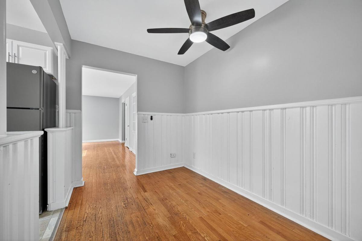 Apartment for rent at 6402 Montgomery Rd #2, Cincinnati, OH 45213