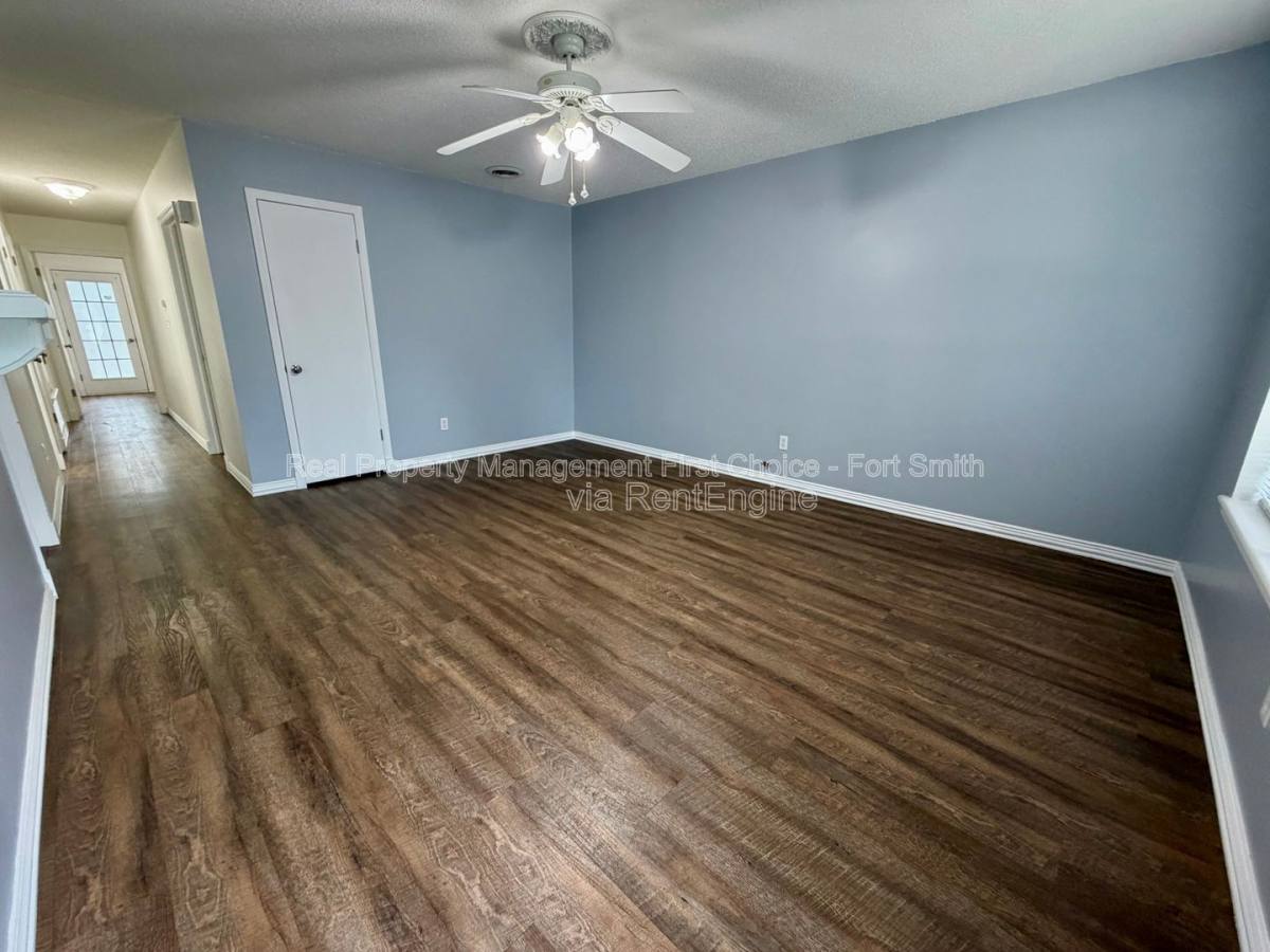 House for rent at 3 Cowden Court, Van Buren, AR 72956