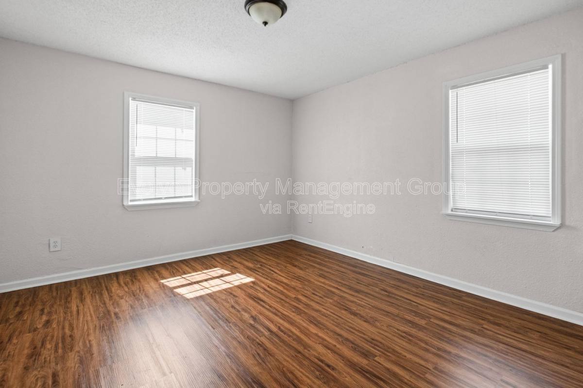 Apartment for rent at 1196 Aubra Rd #1, Memphis, TN 38111