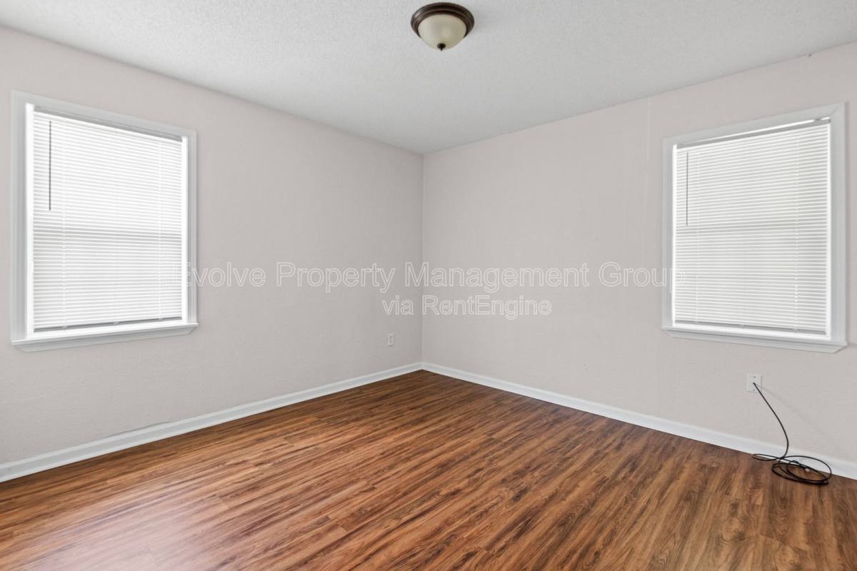 Apartment for rent at 1196 Aubra Rd #1, Memphis, TN 38111