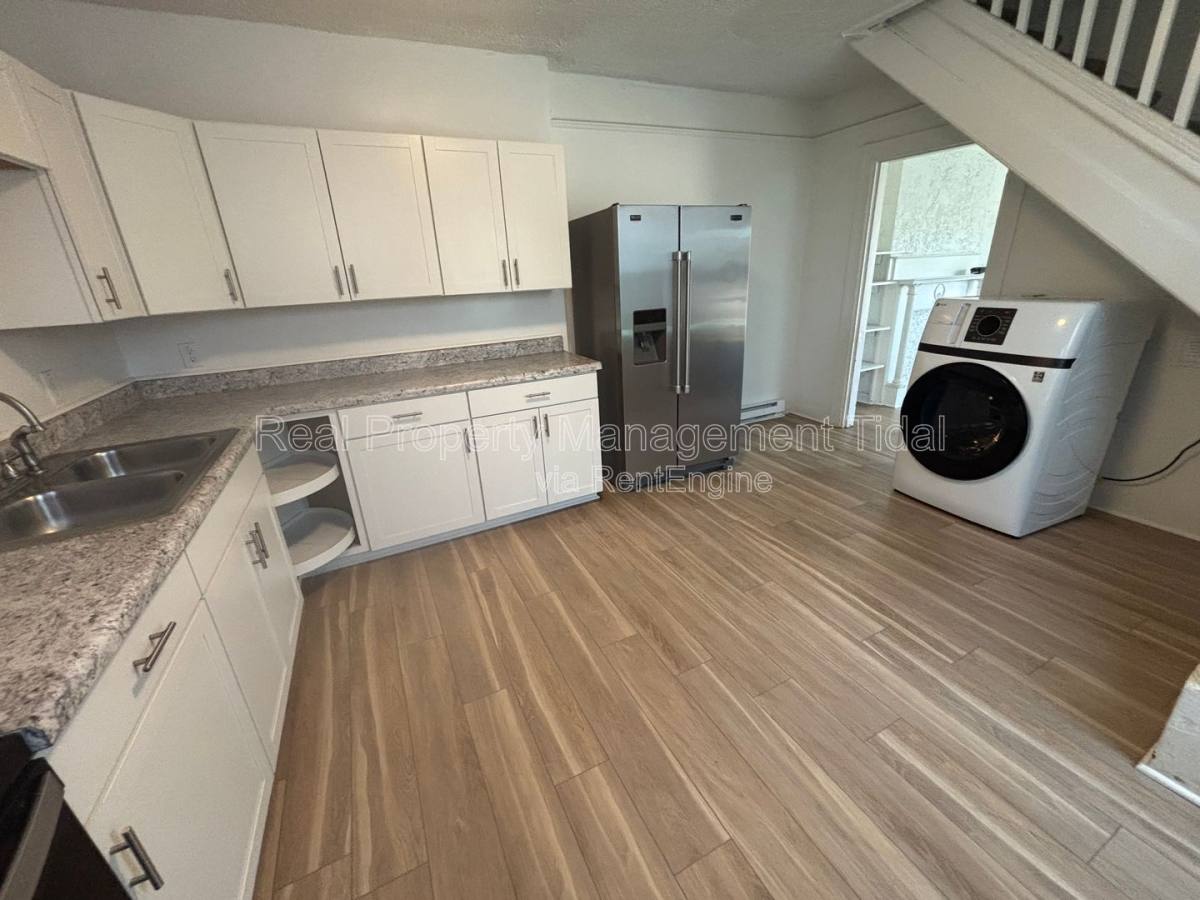 Apartment for rent at 821 Mount Vernon Ave #A, Portsmouth, VA 23707