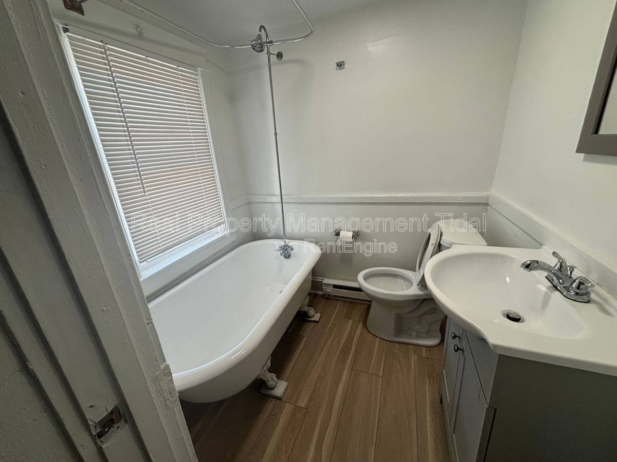 Apartment for rent at 821 Mount Vernon Ave #A, Portsmouth, VA 23707