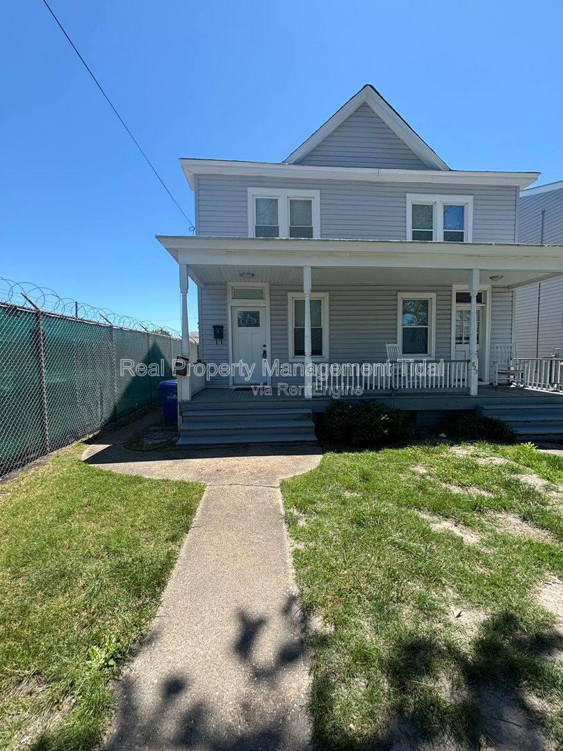 Apartment for rent at 821 Mount Vernon Ave #A, Portsmouth, VA 23707