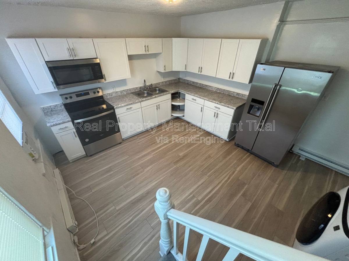 Apartment for rent at 821 Mount Vernon Ave #A, Portsmouth, VA 23707