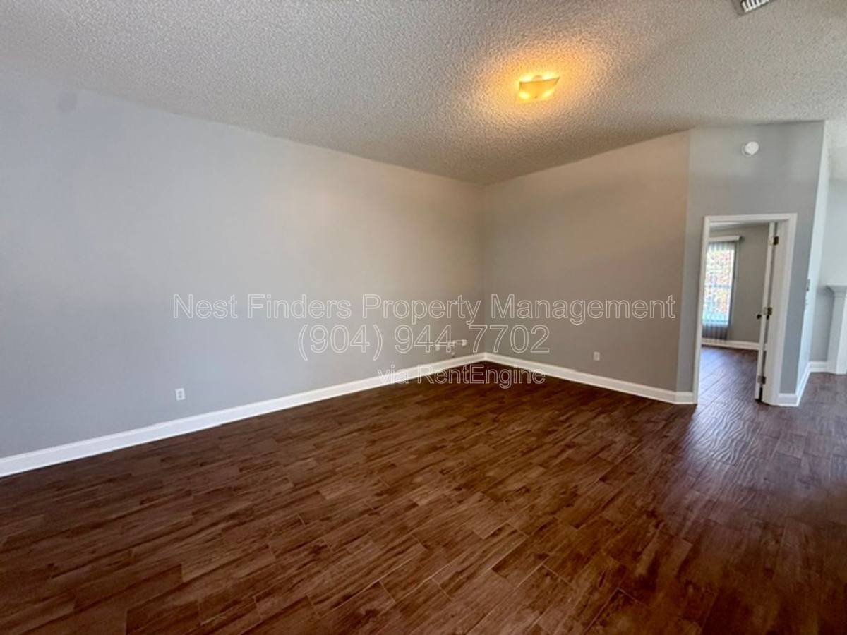 House for rent at 3139 Mountain Ash Rd E, Jacksonville, FL 32223