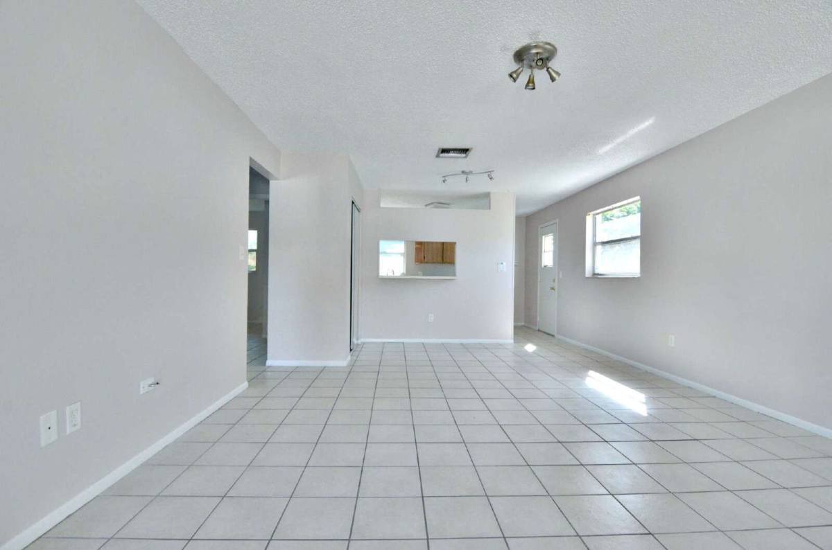 Apartment for rent at 15648 Morgan St #B, Clearwater, FL 33760