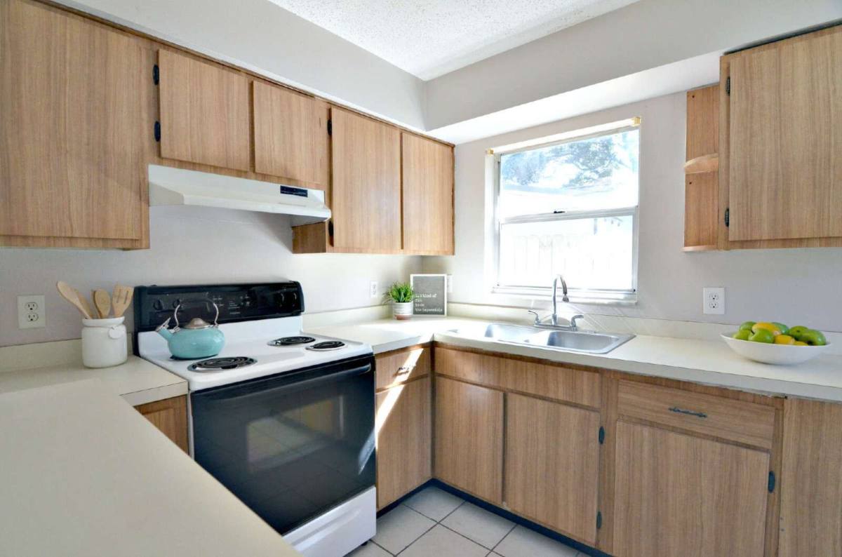 Apartment for rent at 15648 Morgan St #B, Clearwater, FL 33760