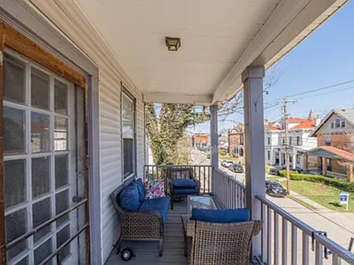 Apartment for rent at 2705 Hackberry St #1, Cincinnati, OH 45206