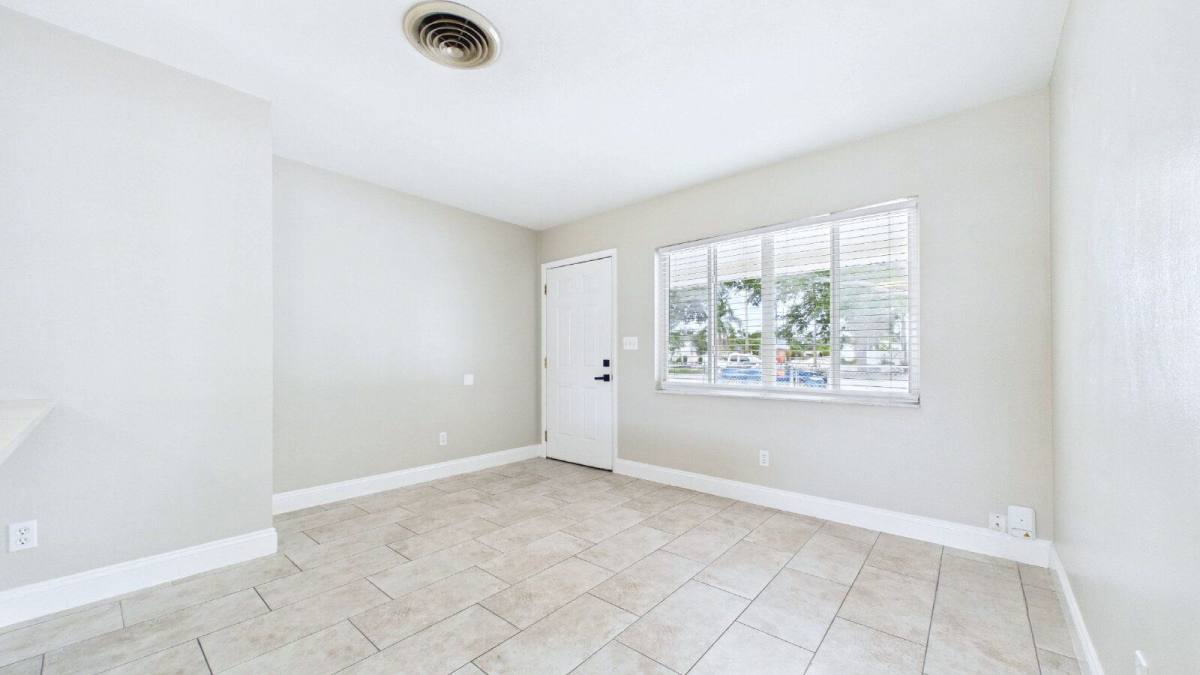 Apartment for rent at 3815 1st Ave N #A, Saint Petersburg, FL 33713