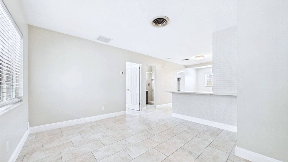 Apartment for rent at 3815 1st Ave N #A, Saint Petersburg, FL 33713
