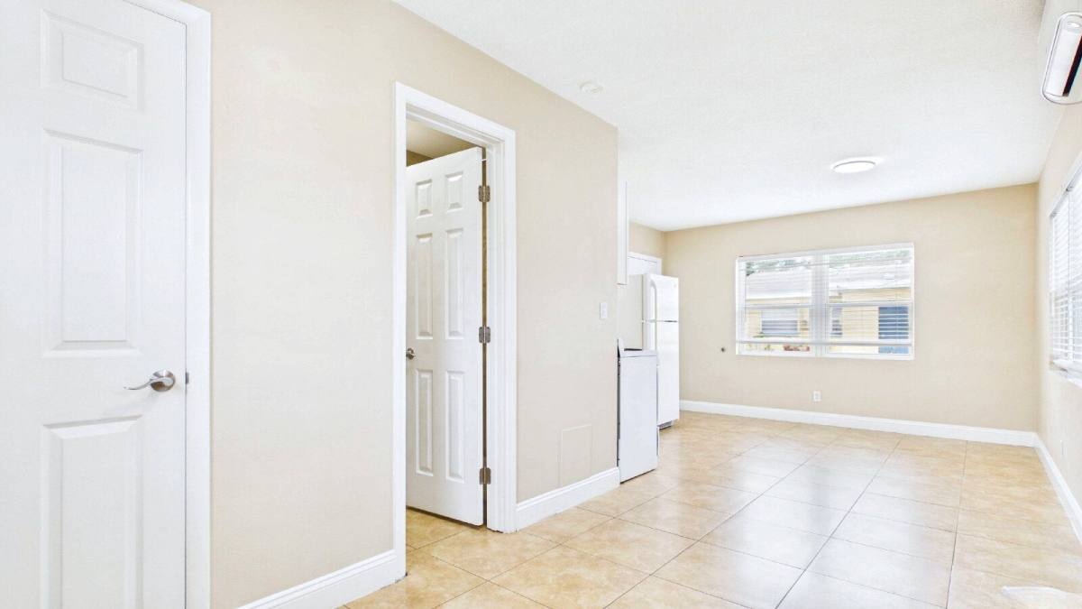 Apartment for rent at 3815 1st Ave N #C, Saint Petersburg, FL 33713