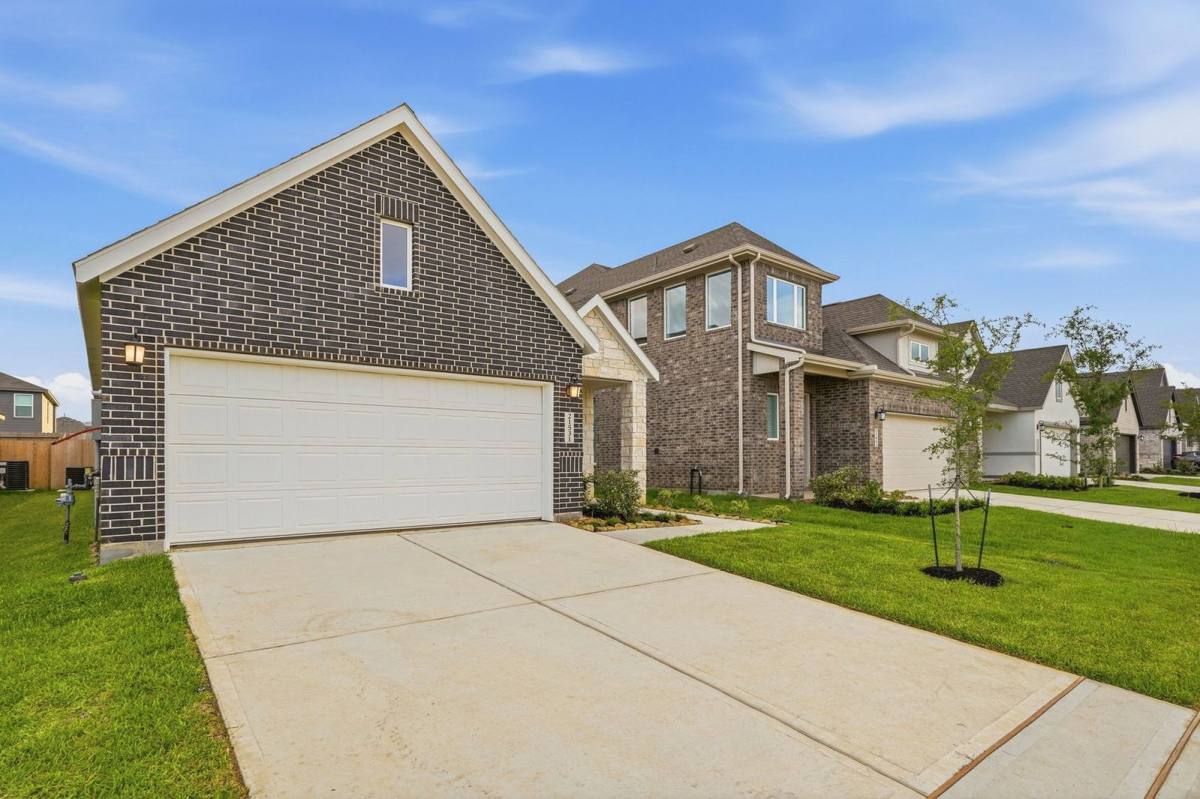 House for rent at 21531 Colonial Meadow Creek Trail, Waller, TX 77484