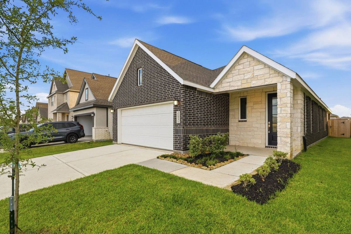 House for rent at 21531 Colonial Meadow Creek Trail, Waller, TX 77484