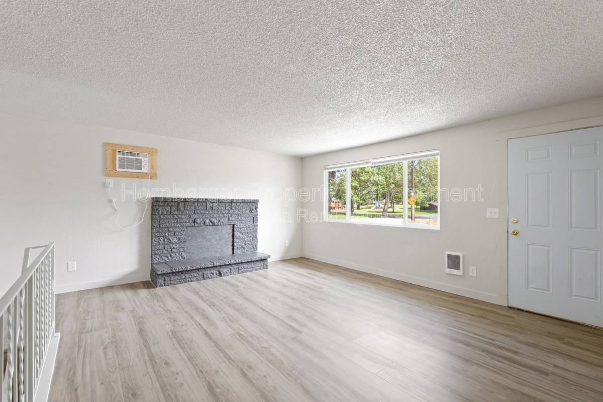 House for rent at 3939 N Mayfair St, Spokane, WA 99207