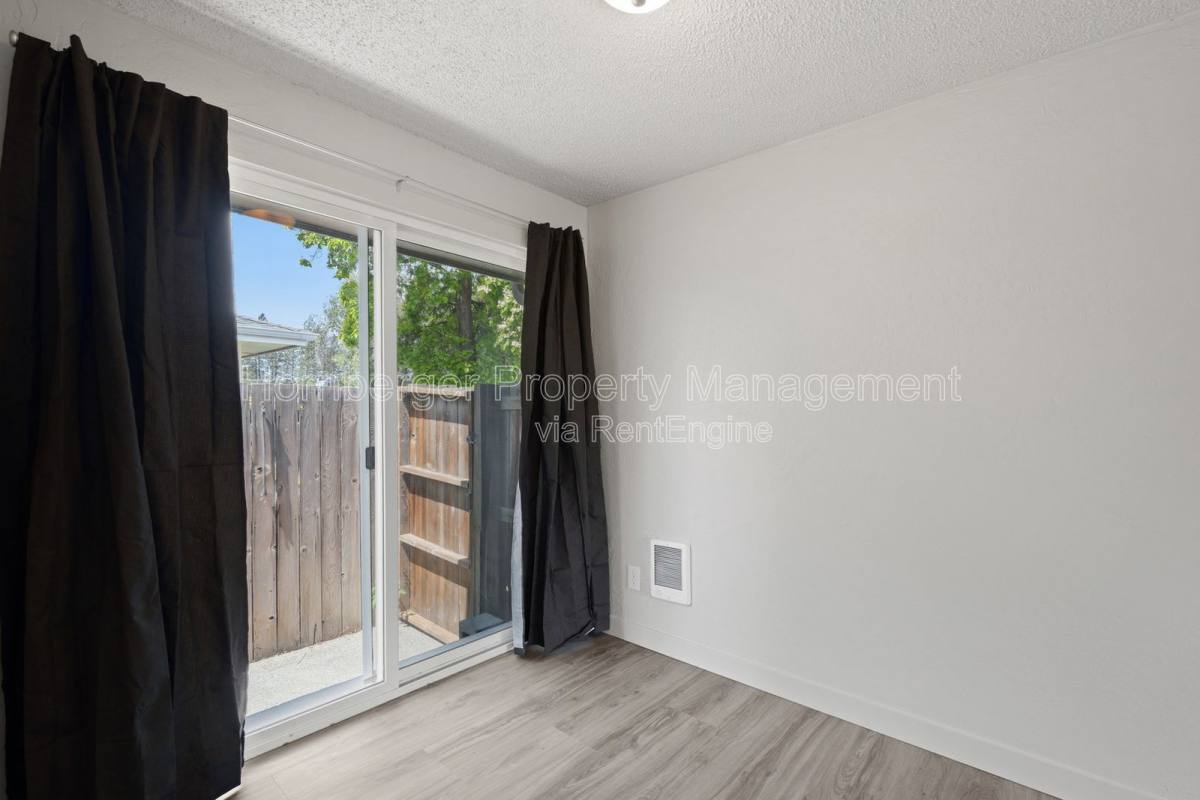 House for rent at 3939 N Mayfair St, Spokane, WA 99207