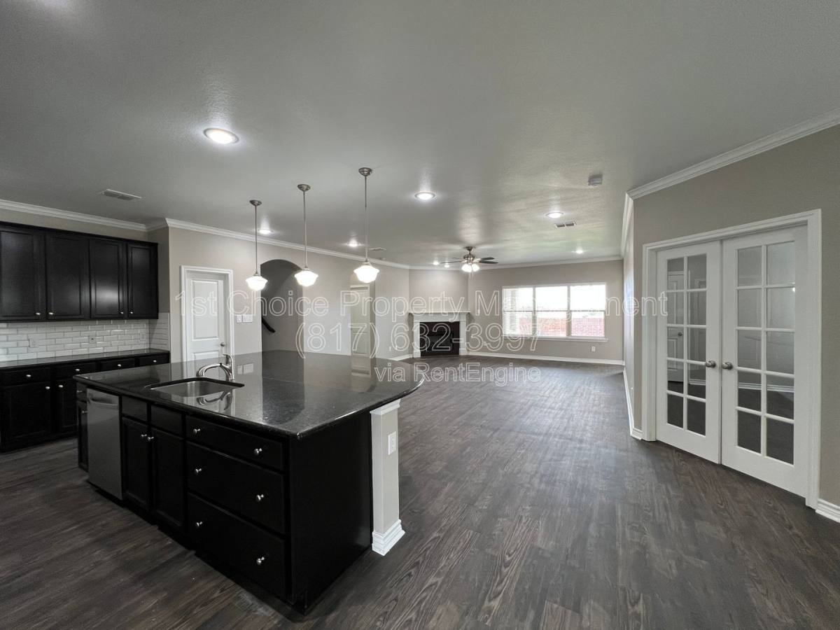 House for rent at 109 Parkview Dr, Aledo, TX 76008