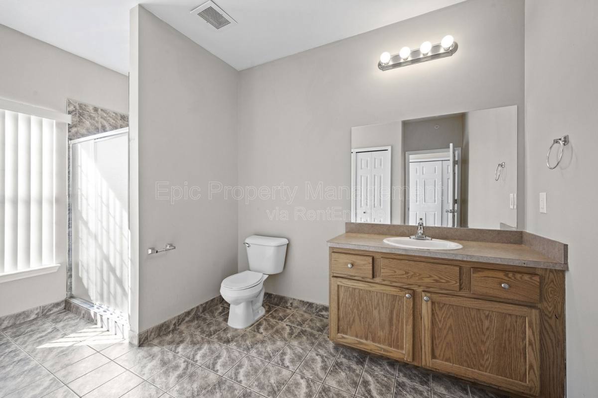 House for rent at 14138 Webster Dr, Utica, MI 48315
