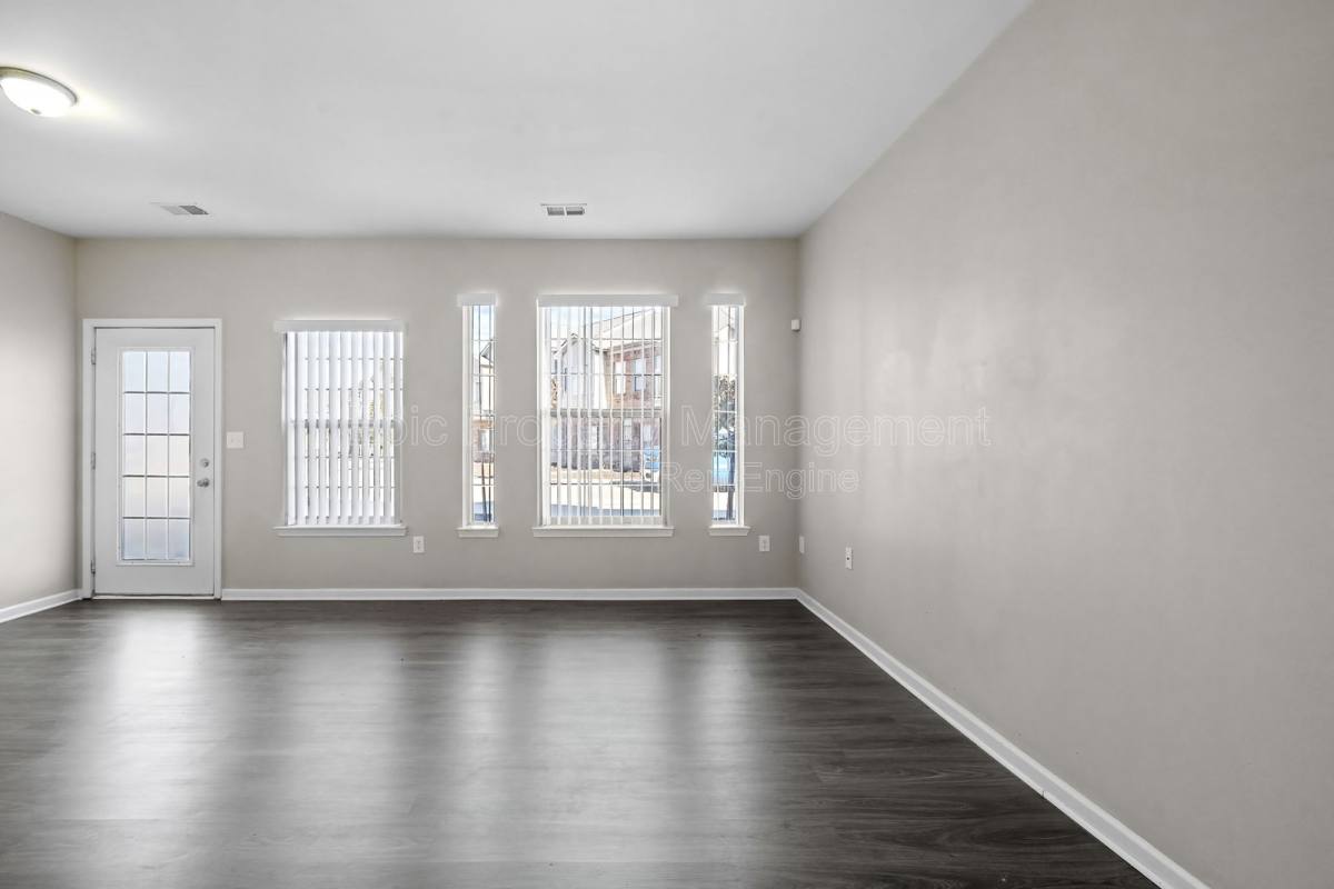 House for rent at 14138 Webster Dr, Utica, MI 48315