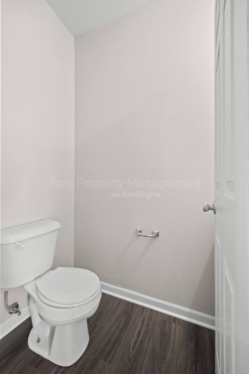 House for rent at 14138 Webster Dr, Utica, MI 48315