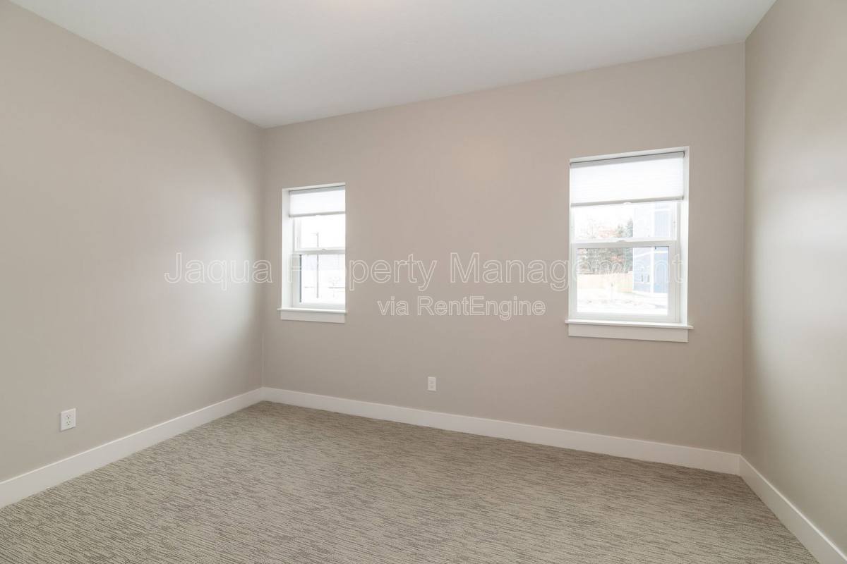 Apartment for rent at 24279 W McGillen Ave #C12, Mattawan, MI 49071
