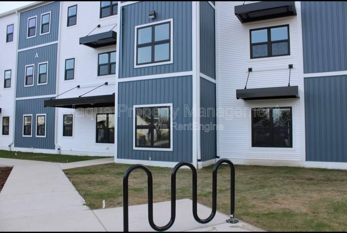 Apartment for rent at 24279 W McGillen Ave #C12, Mattawan, MI 49071