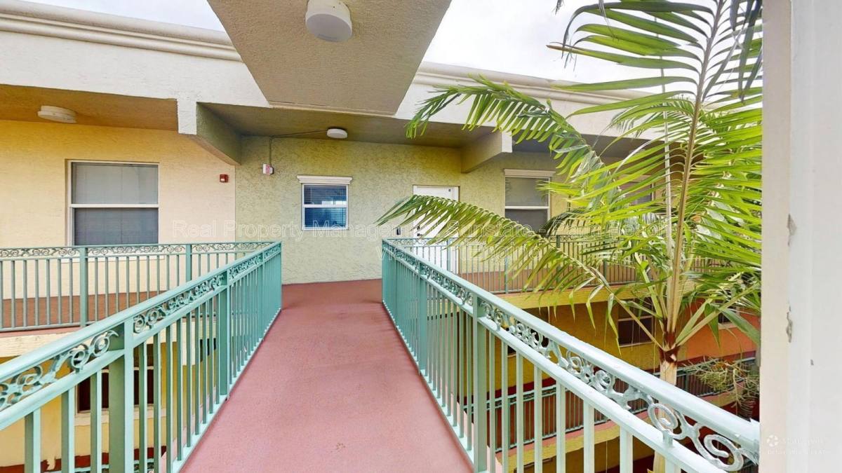 Apartment for rent at 1610 Presidential Way #505B, West Palm Beach, FL 33401