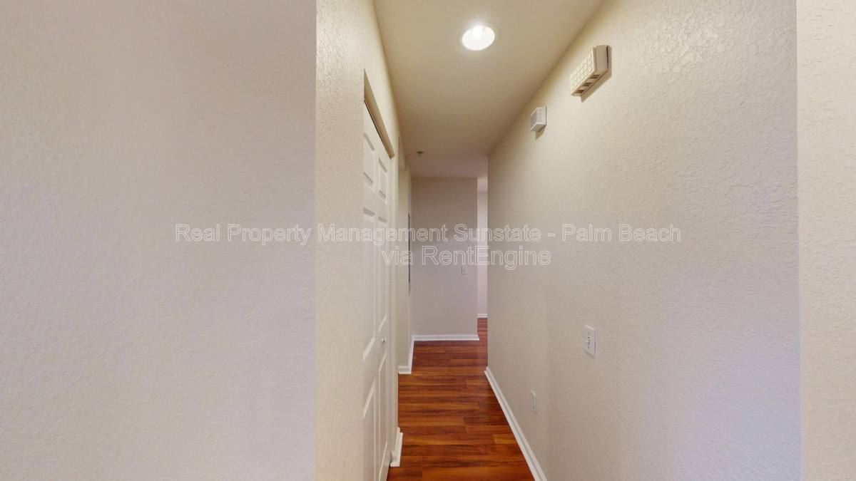 Apartment for rent at 1610 Presidential Way #505B, West Palm Beach, FL 33401