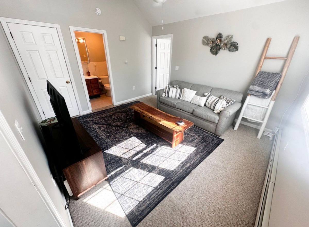 Apartment for rent at 20 Francis Ave #6, Hooksett, NH 03106