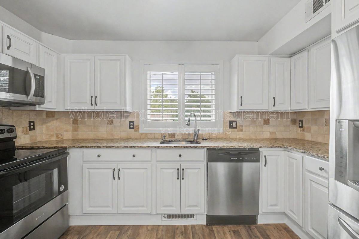 Apartment for rent at 1330 S Monaco St Parkway #6, Denver, CO 80224
