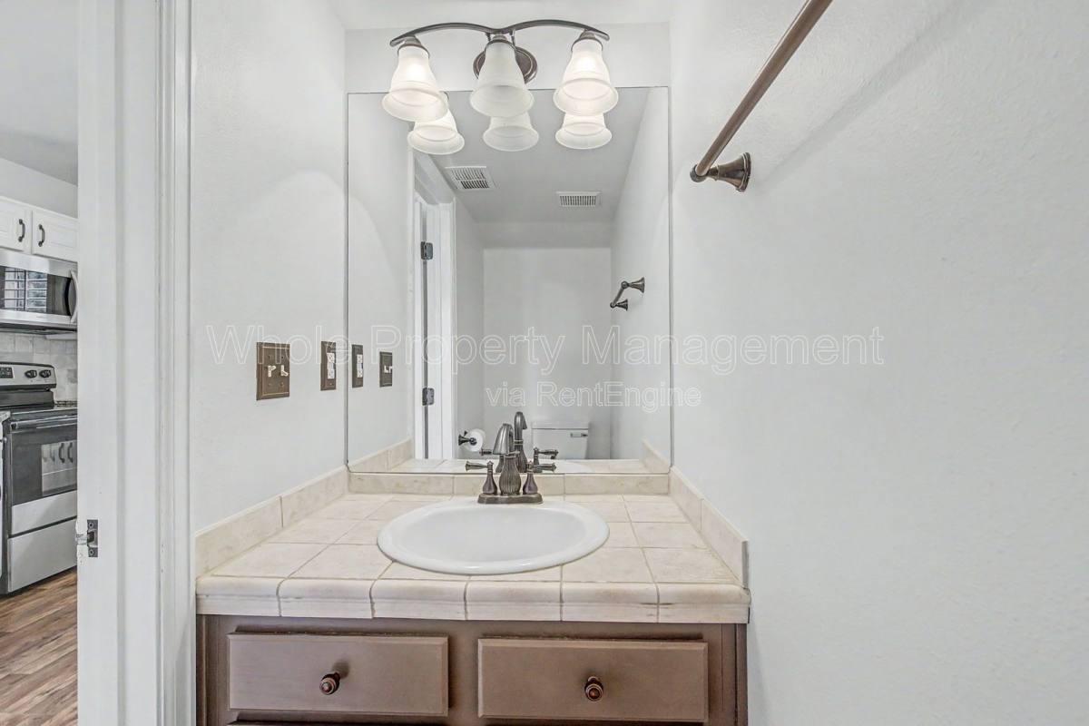 Apartment for rent at 1330 S Monaco St Parkway #6, Denver, CO 80224