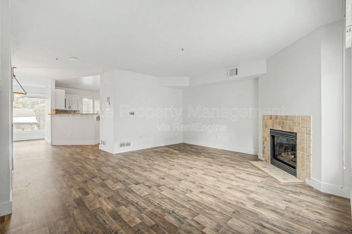 Apartment for rent at 1330 S Monaco St Parkway #6, Denver, CO 80224