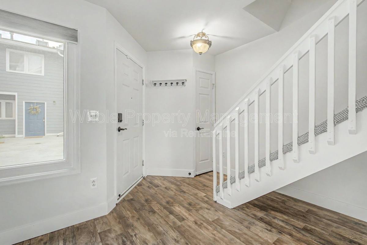 Apartment for rent at 1330 S Monaco St Parkway #6, Denver, CO 80224