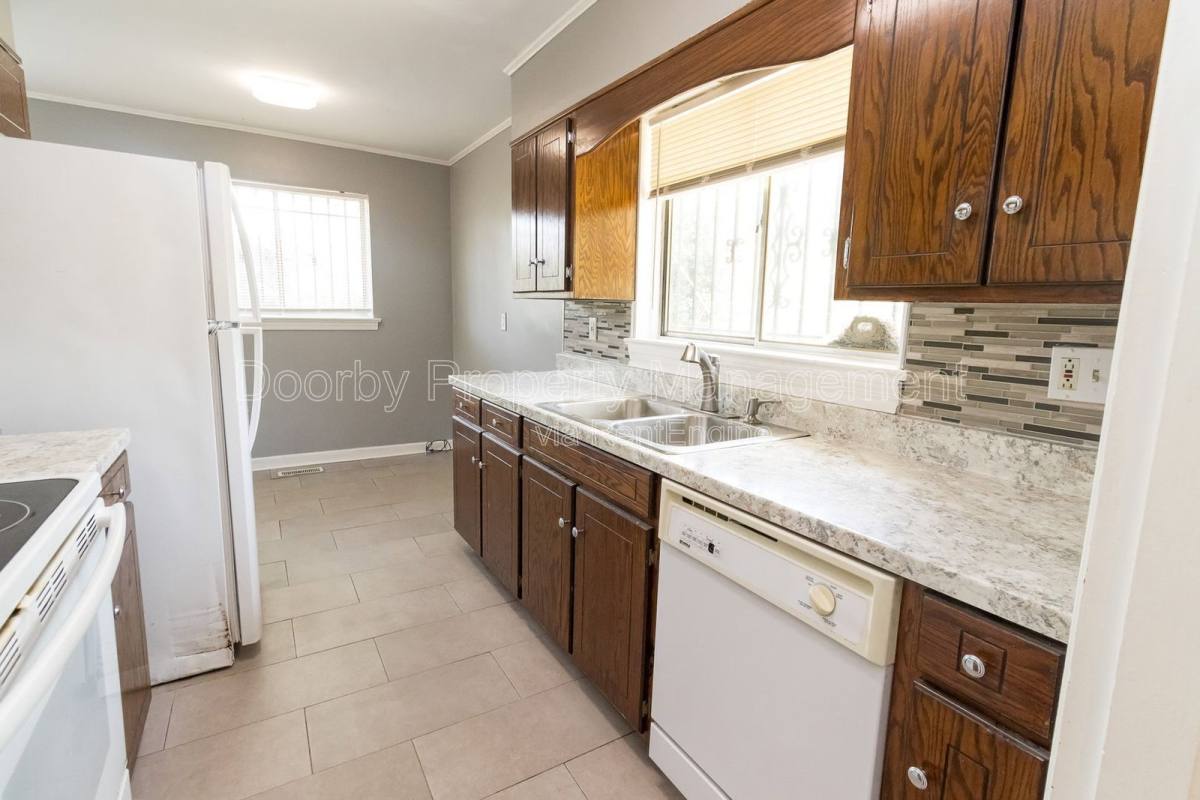 House for rent at 3810 Nandena Dr, Chattanooga, TN 37411