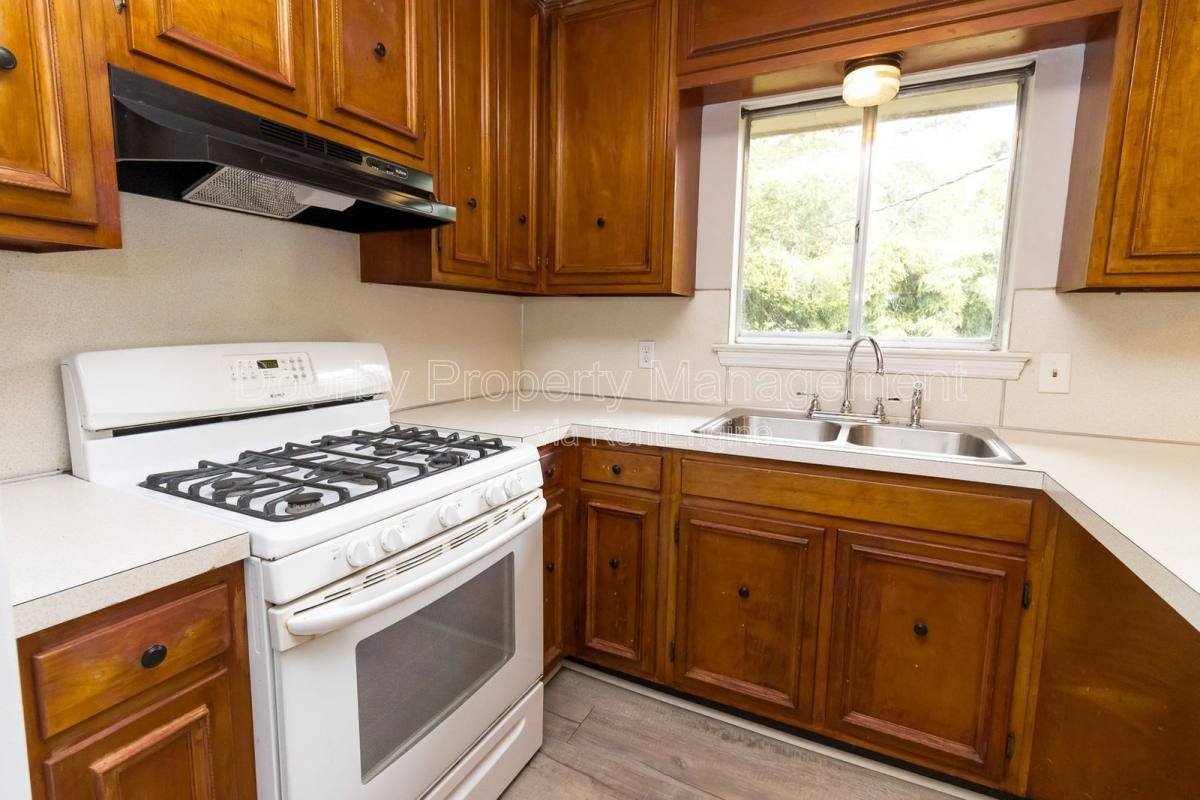 House for rent at 7205 Sterling Rd, Hixson, TN 37343