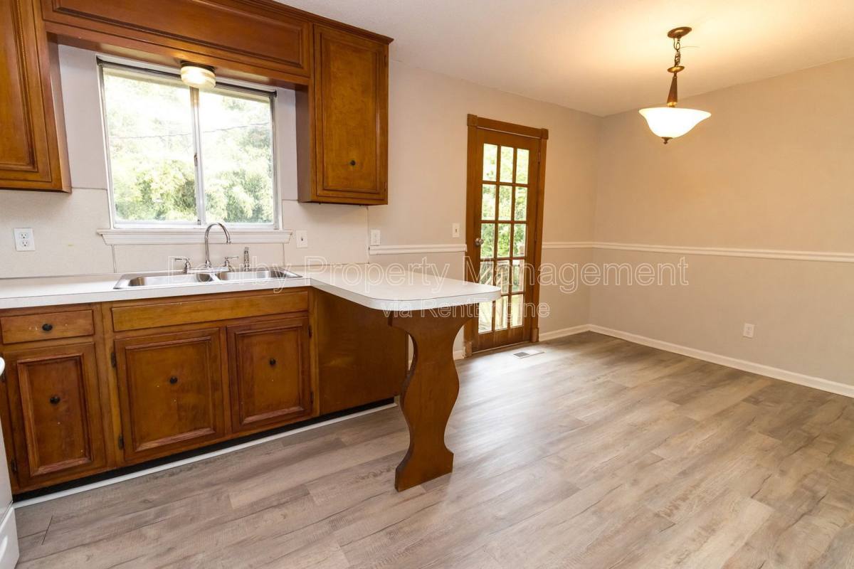 House for rent at 7205 Sterling Rd, Hixson, TN 37343