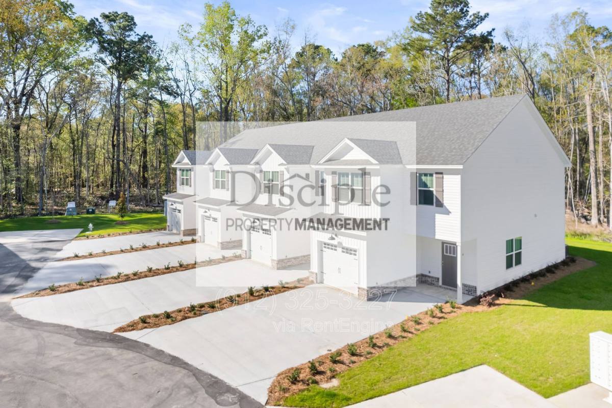 Apartment for rent at 70 Vining Way #7, Richmond Hill, GA 31324