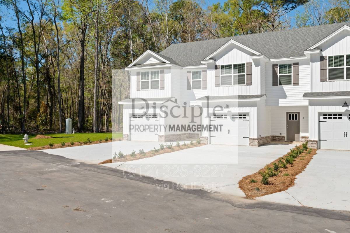 Apartment for rent at 70 Vining Way #7, Richmond Hill, GA 31324