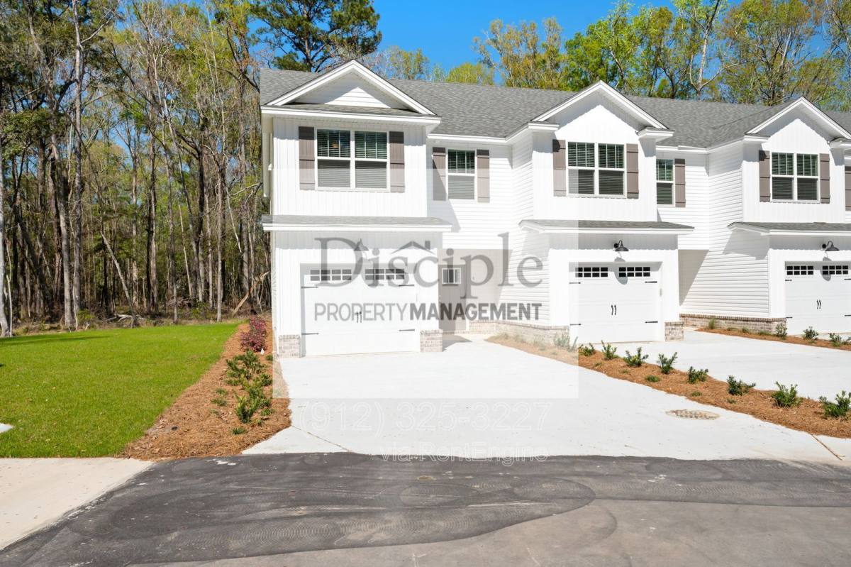 Apartment for rent at 70 Vining Way #7, Richmond Hill, GA 31324
