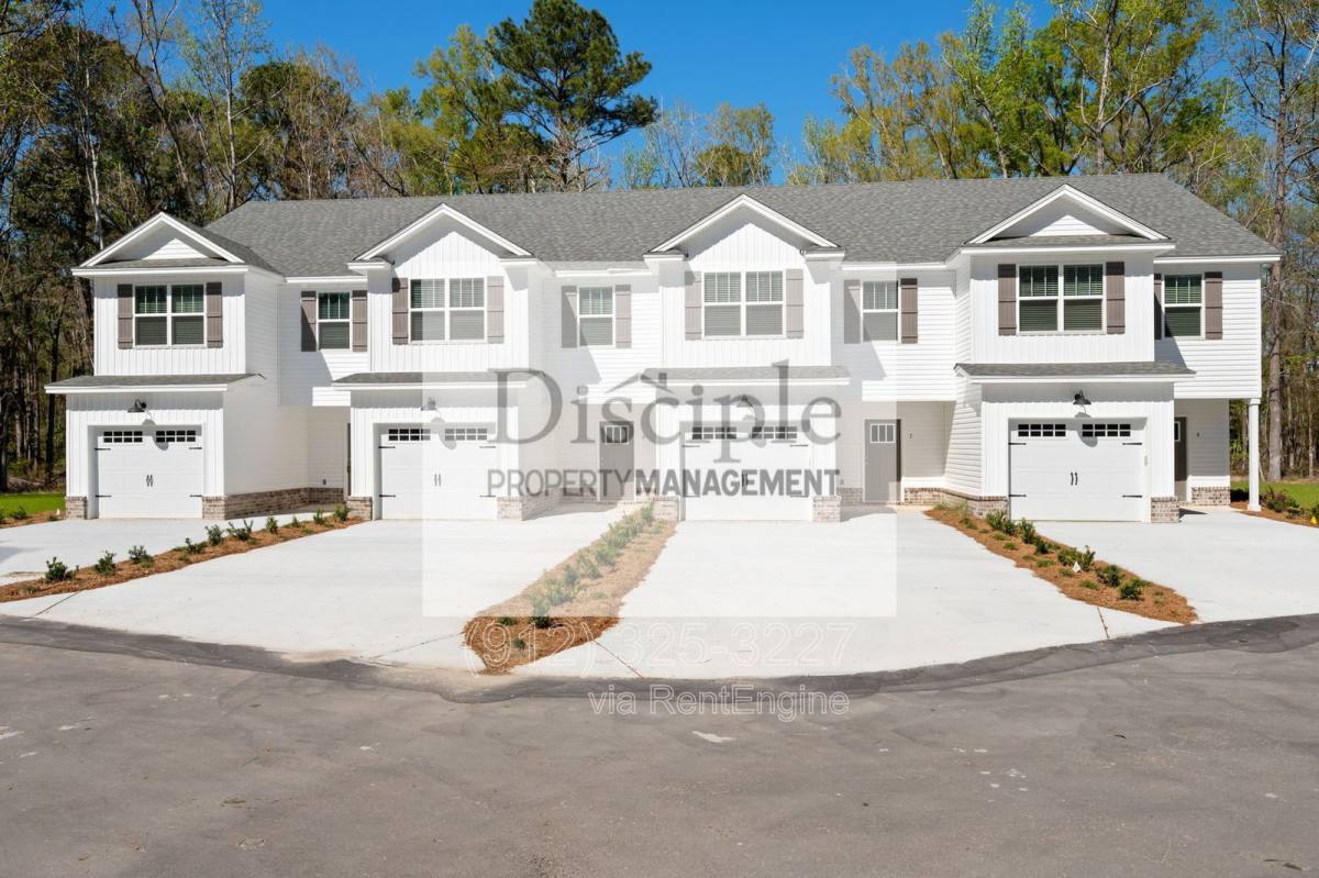 Apartment for rent at 70 Vining Way #7, Richmond Hill, GA 31324