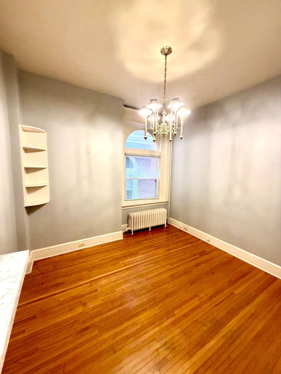 Apartment for rent at 139 College Ave #1, Lancaster, PA 17603