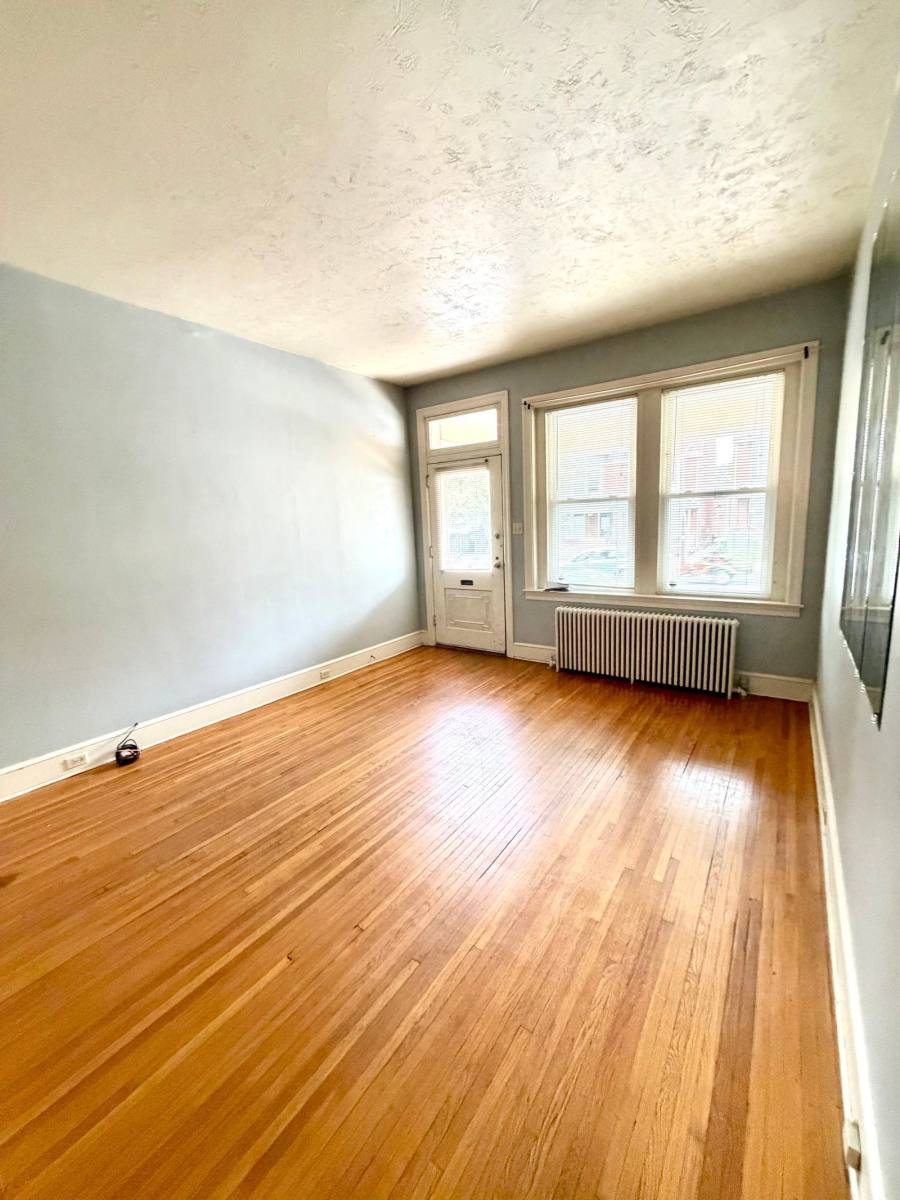 Apartment for rent at 139 College Ave #1, Lancaster, PA 17603