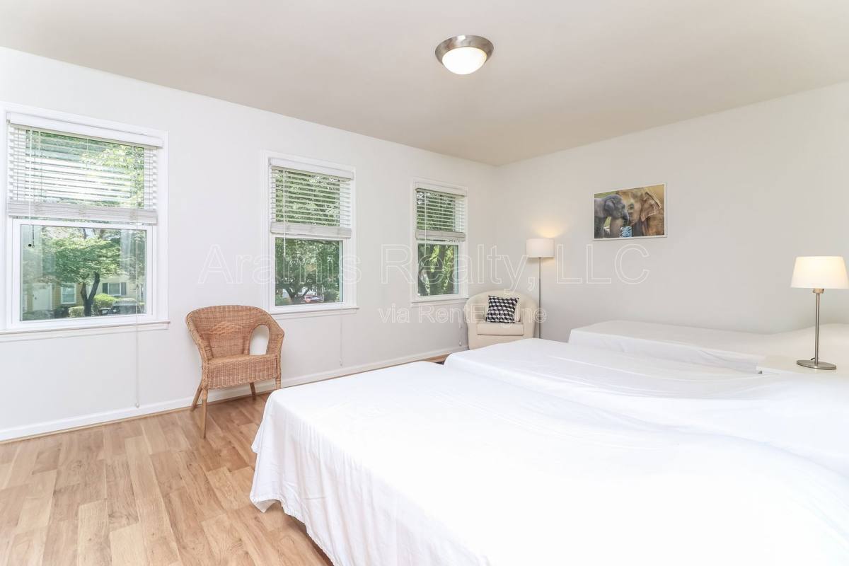 Townhouse for rent at 1381 Old Virginia Court SE, Marietta, GA 30067