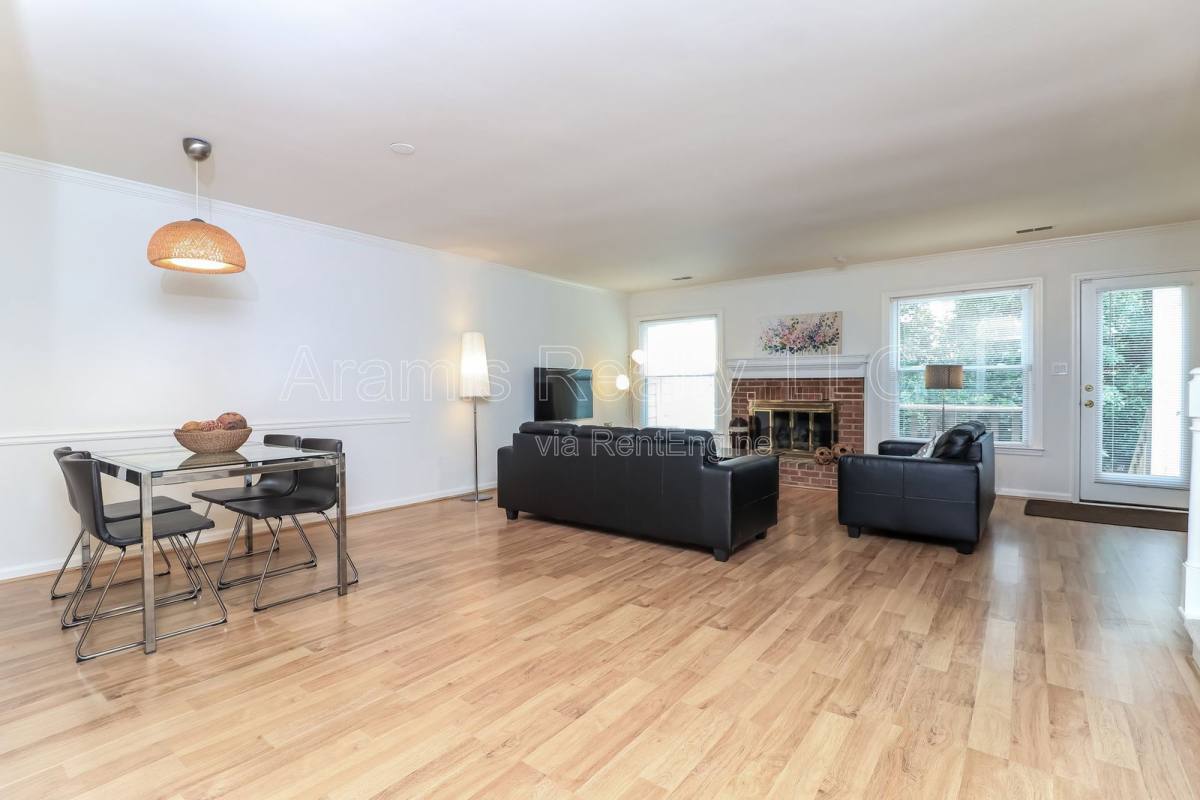 Townhouse for rent at 1381 Old Virginia Court SE, Marietta, GA 30067