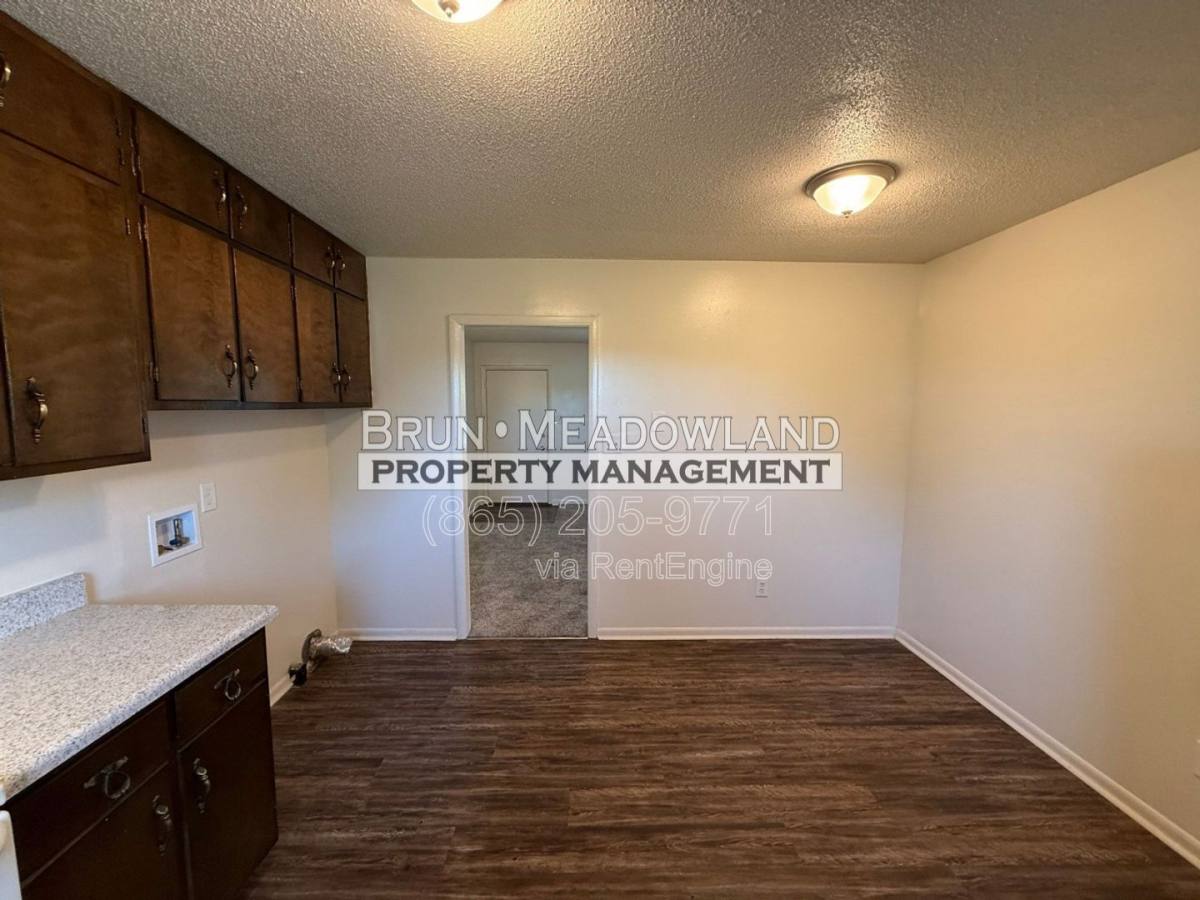 Apartment for rent at 128 Lynnwood Dr #10, Knoxville, TN 37918
