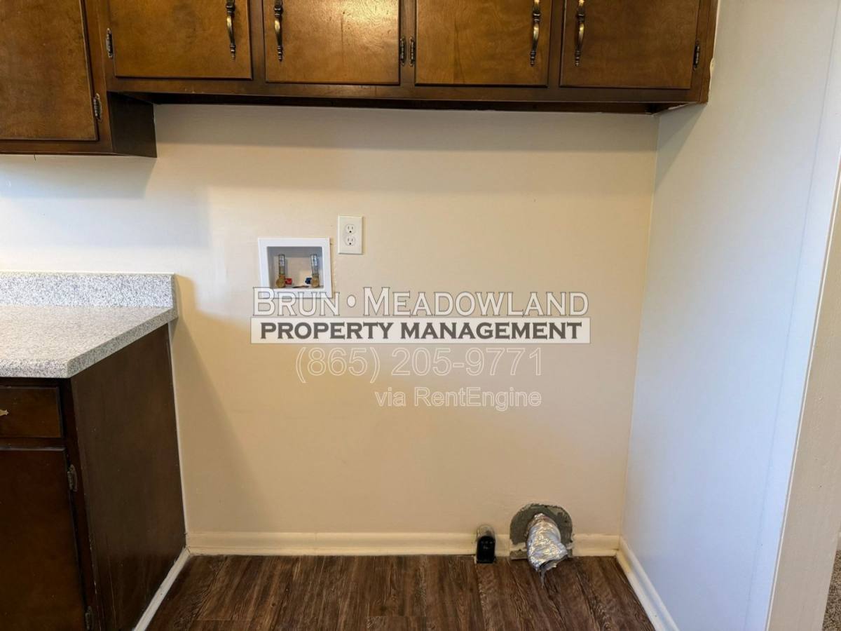 Apartment for rent at 128 Lynnwood Dr #10, Knoxville, TN 37918