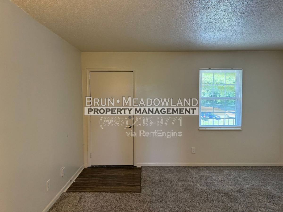 Apartment for rent at 128 Lynnwood Dr #10, Knoxville, TN 37918
