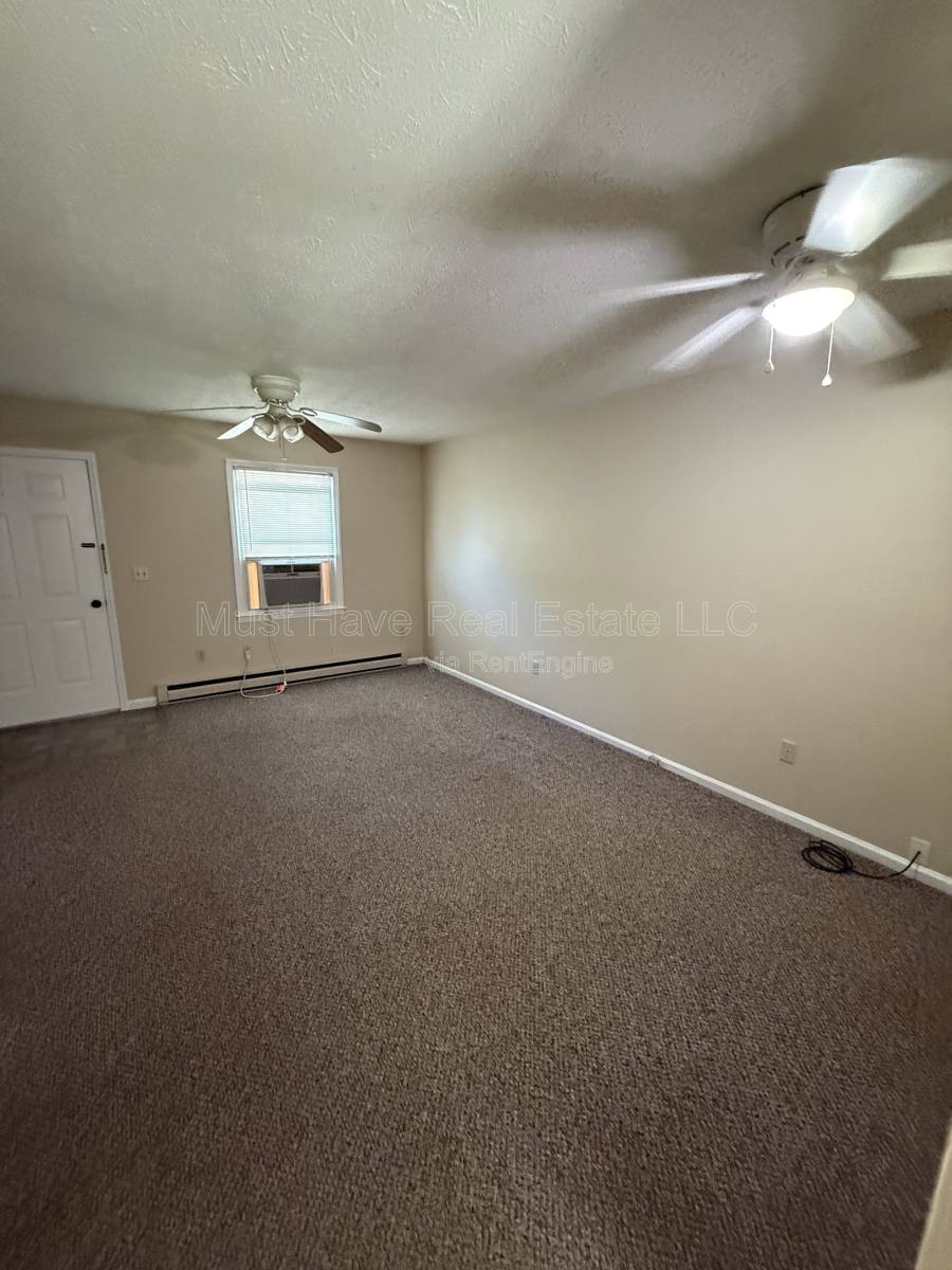 Apartment for rent at 3715 Panda Lane #3, Lenoir, NC 28645